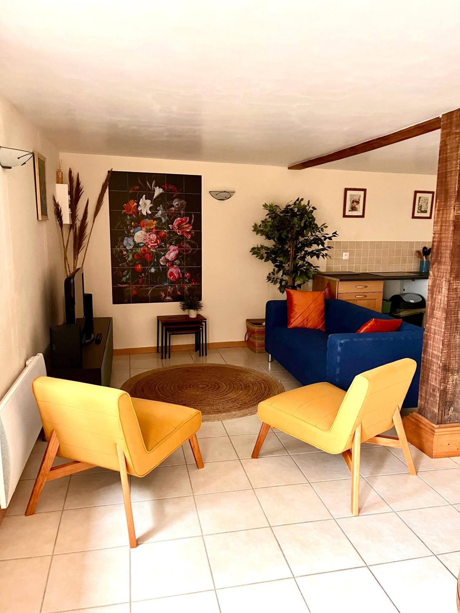 Le Plantier 1 Apartment Beaulieu-sur-Sonnette Exterior photo